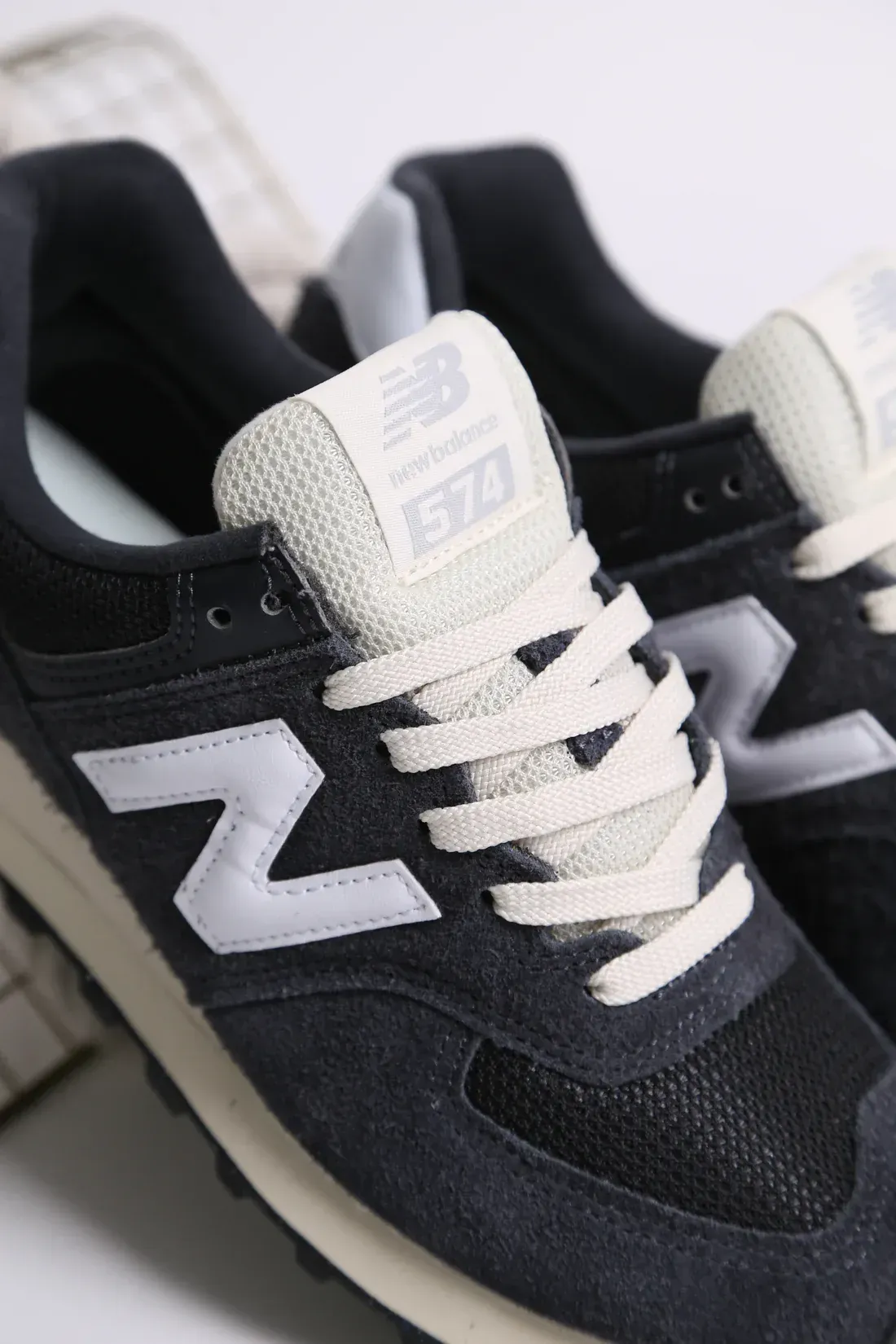 New Balance- 574 Phantom with Angora