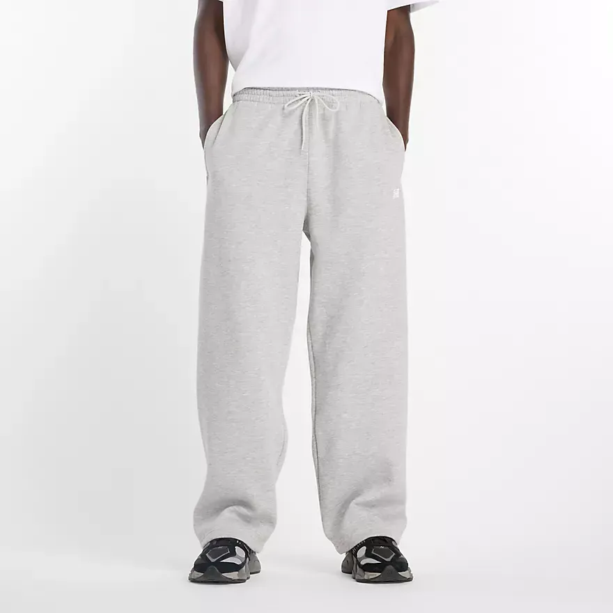 New Balance-Sports Essential Fleece Pants