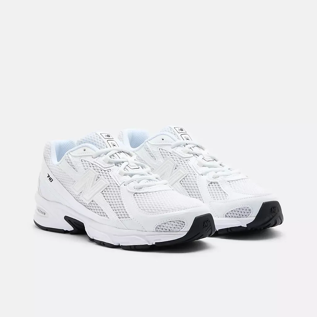 New Balance- NB White with NB 103 white