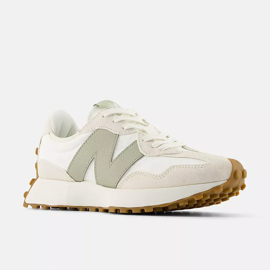 New Balance- 327 Linen with Sea Salt and Olivine