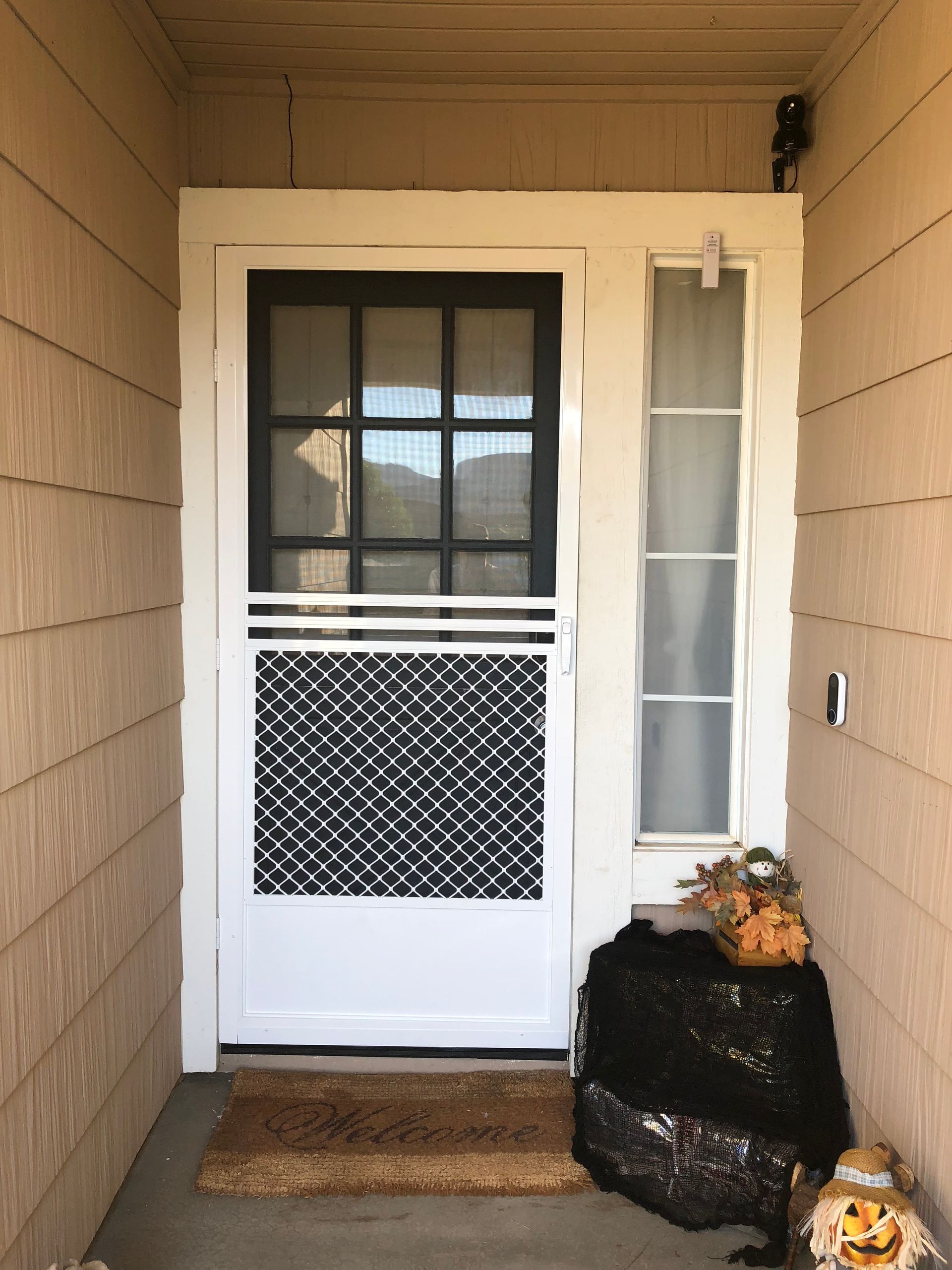 Installed by Mobile Screen Repair, a premium door Playa design in Riverside, CA.