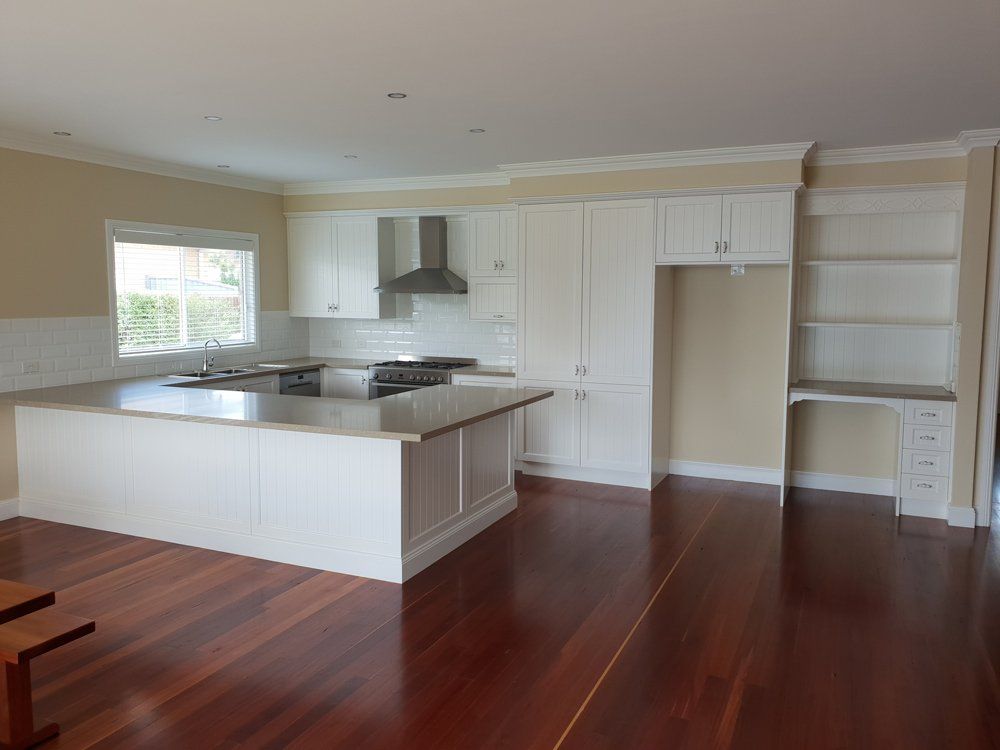 Kitchen With Luxury Cabinets — Custom Fitted Kitchens in Balaclava NSW