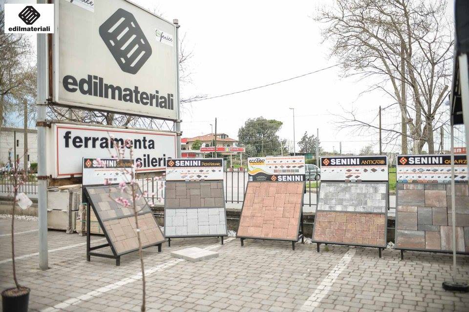 edilmateriali campioni di pavimenti esposti