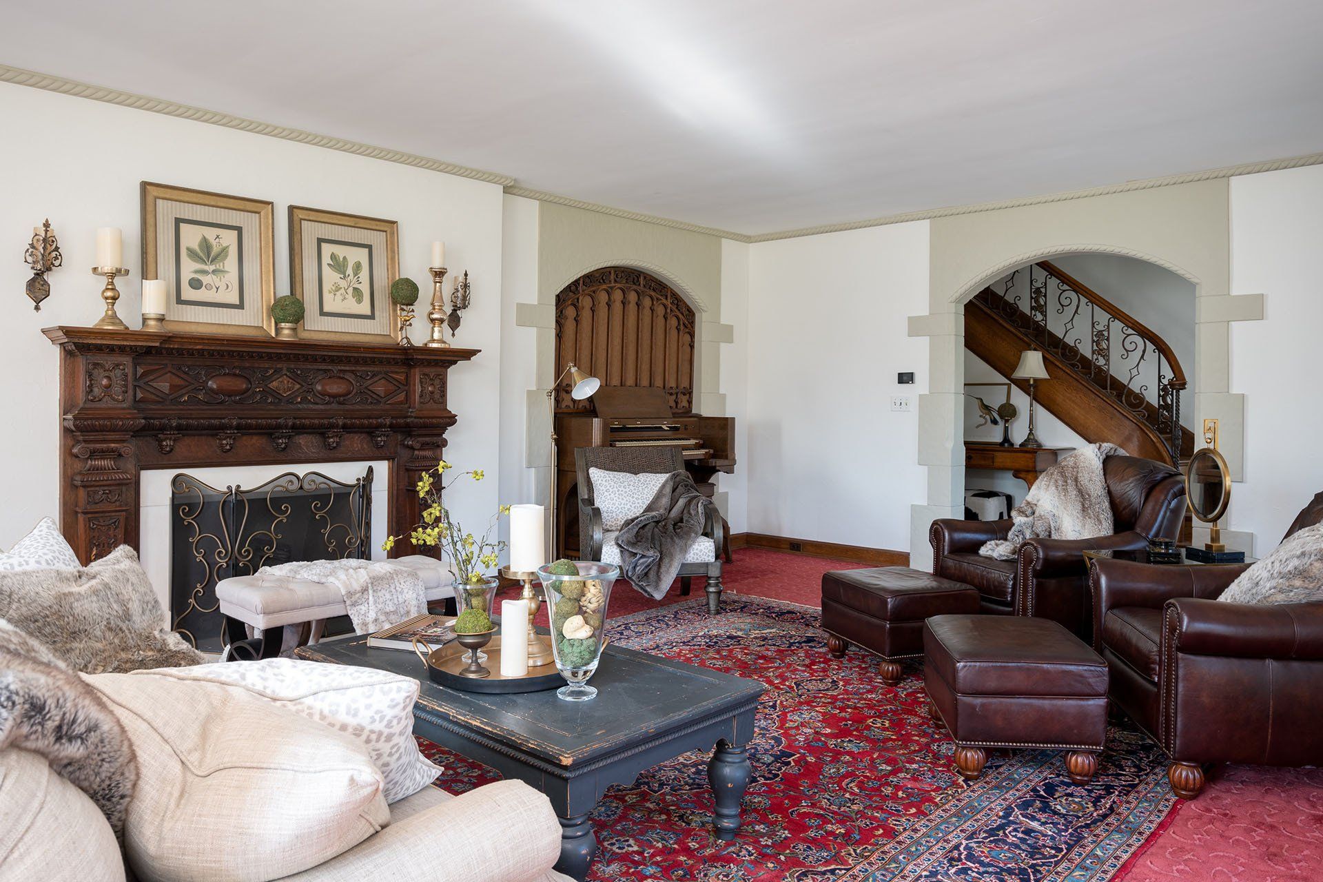 Lion House interior 2