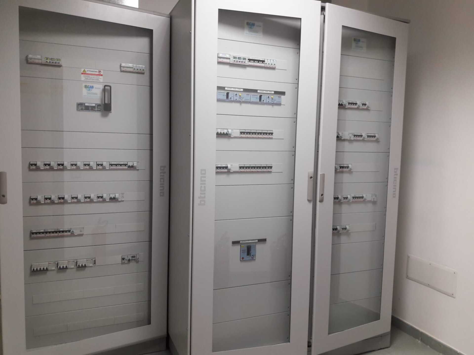 IMPIANTI ELETTRICI CIVILI E INDUSTRIALI