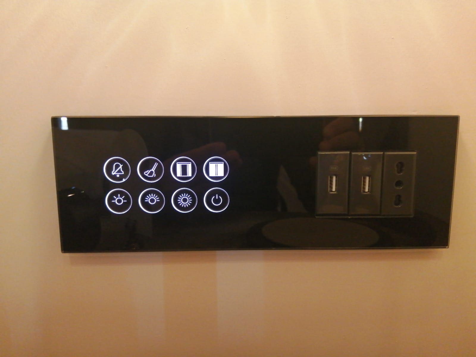 DOMOTICA ALBERGHIERA E RESIDENZIALE