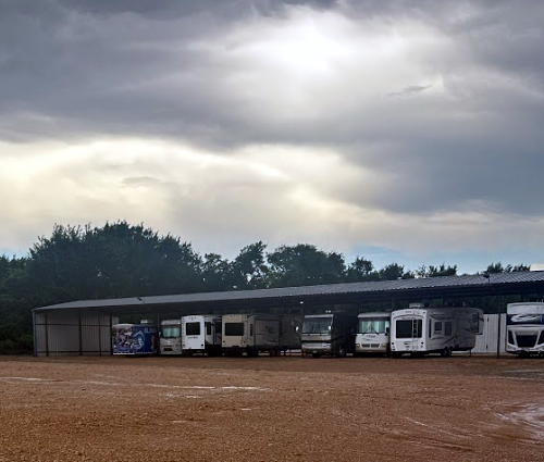 RV storage and truck parking in Brenham, Tx.