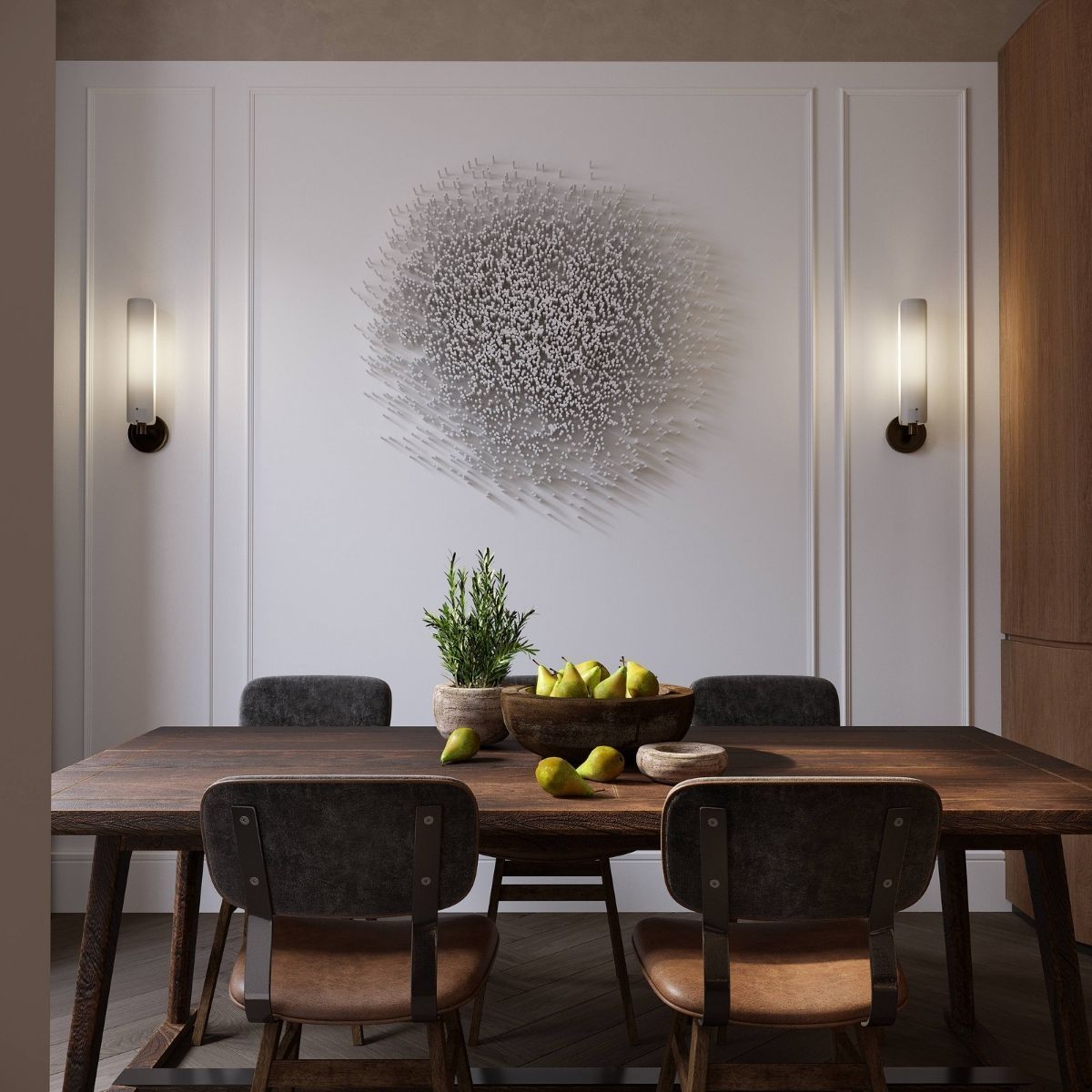 AvalaArhi, Dizajn Enterijera, Projekat 1, Beograd, Savski Venac. Elegantna trpezarija sa drvenim stolom i stolicama, dekorisana svežim voćem i biljkama. Zid je ukrašen modernom umetničkom instalacijom i osvetljen sa dve zidne lampe.