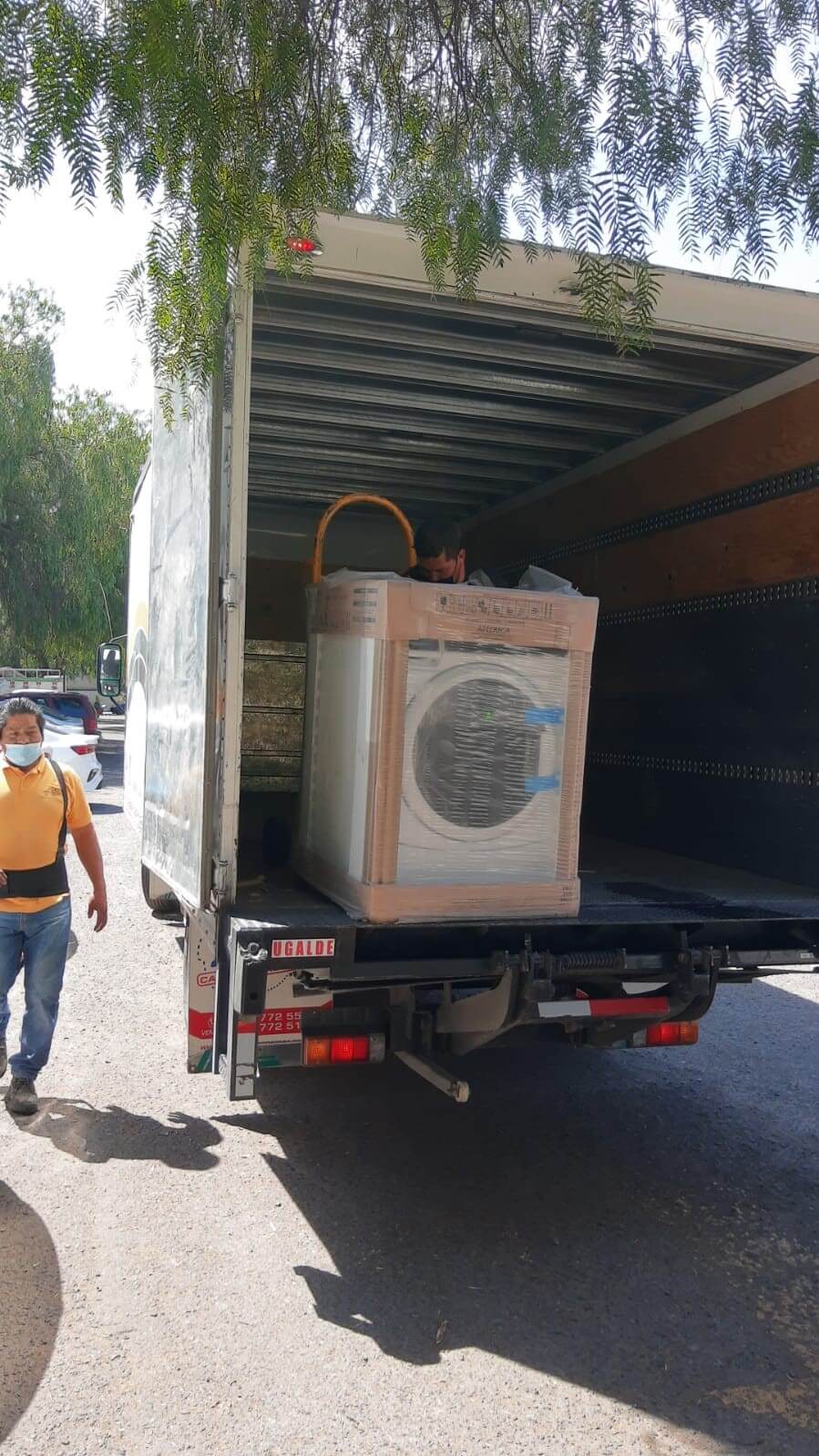 NEGOCIO DE LAVANDERÍA E INSUMOS