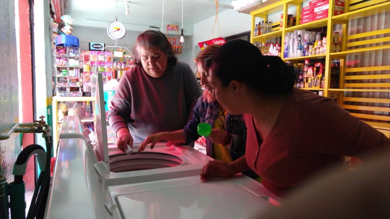 NEGOCIO DE LAVANDERÍA E INSUMOS