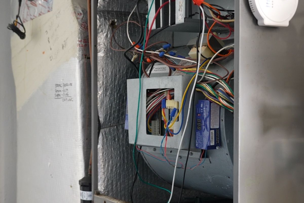 Should HVAC Electrical Components Be Inspected