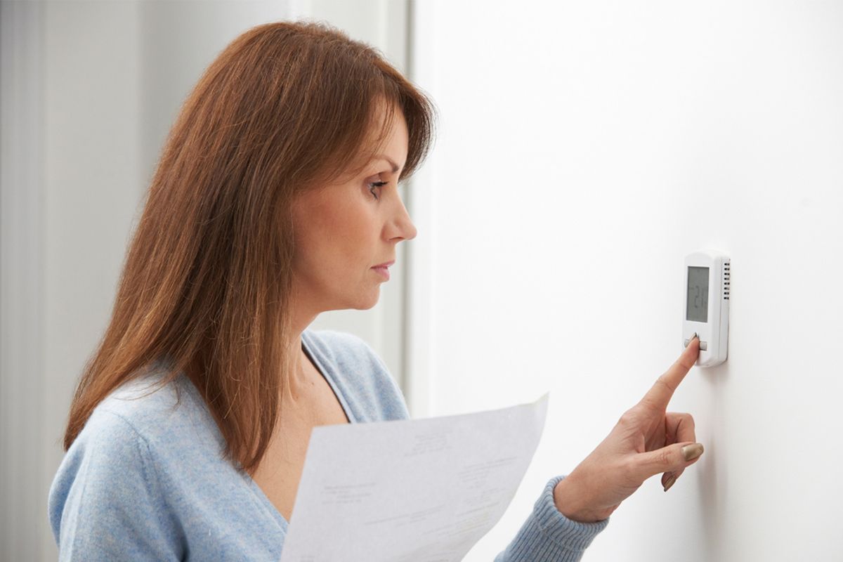 Why Improper Thermostat Settings Can Damage Your AC