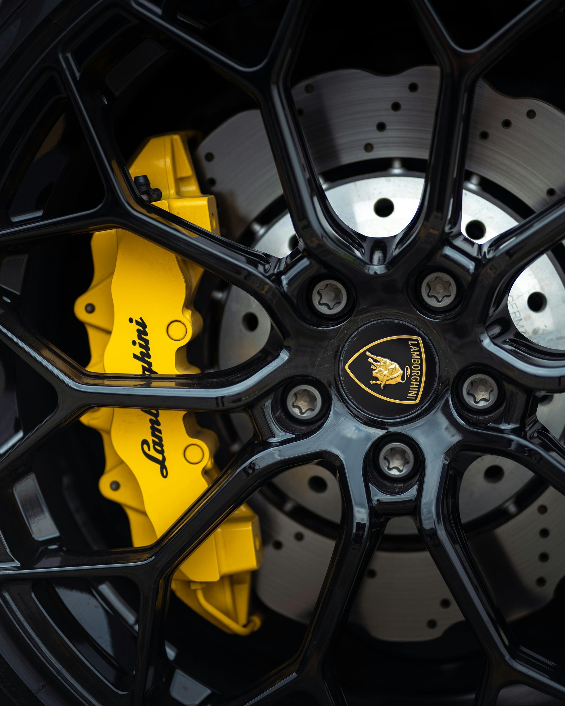 5 Signs Your Brakes Need a Check | 5th Gear Auto