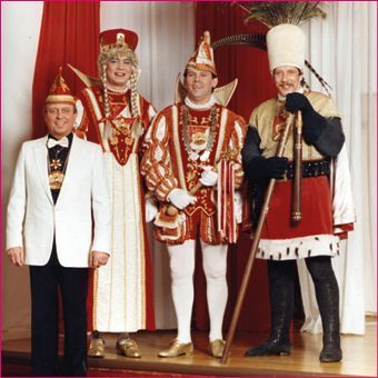 1987 - Prinz Theo I. (Fuhs) Bauer Hans-Georg (Krüger) Jungfrau Caroline (Karl-Heinz Stöpp)