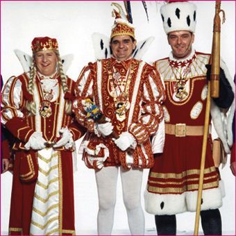 1998 - Prinz Benny I. (Bensberg) Bauer Heinz (Schmitz) Jungfrau Loni (Leonard Lindemann)