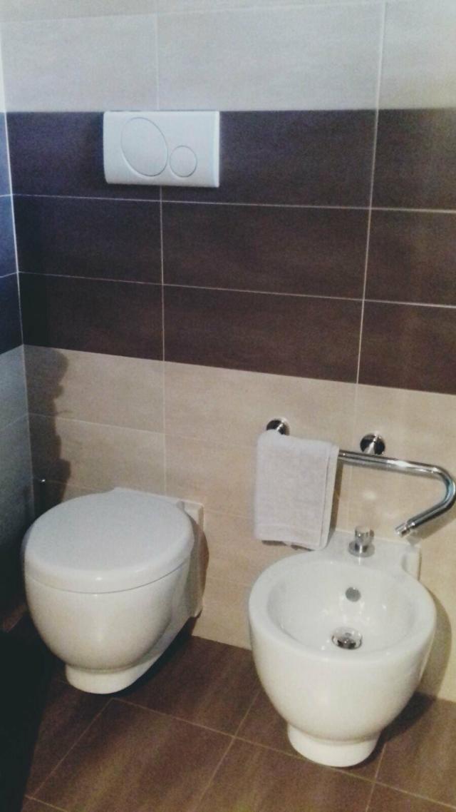 Sanitari tondeggianti