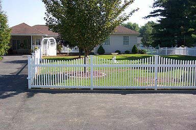 Beautiful Picket Fence | Harrisburg, PA | Tyson Fence Co.