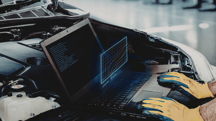 a mechanic doing a mobile vehicle diagnostic in Thonrton, CO