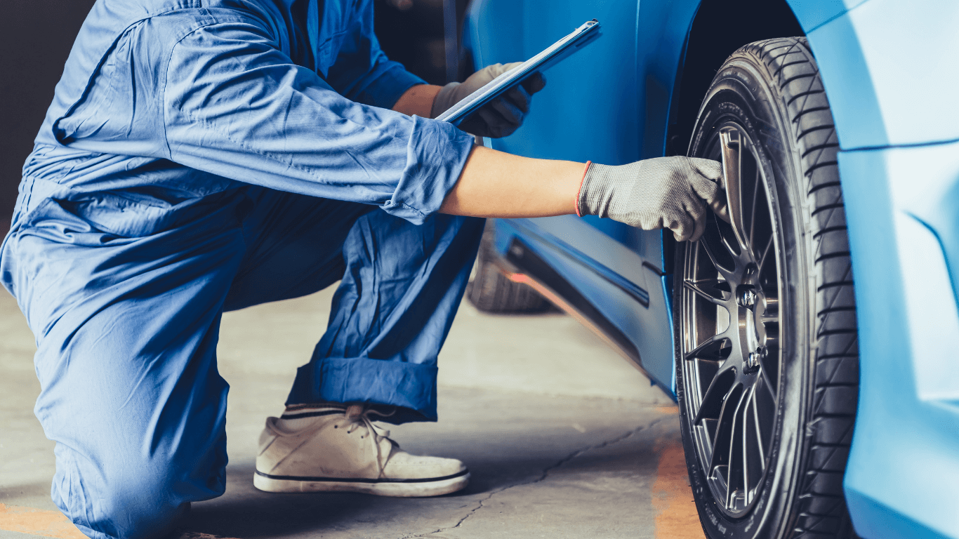 a mechanic doing a pre-purchase inspection in Thornton, Co