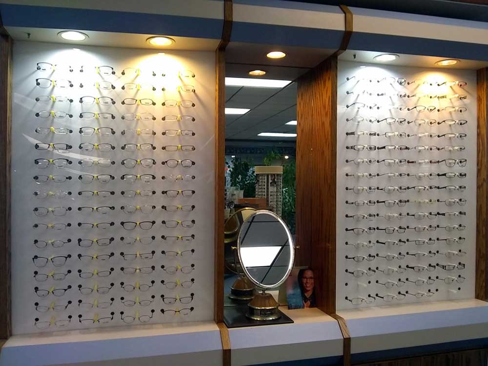 Optician Harrisonburg, VA Colonial Optical