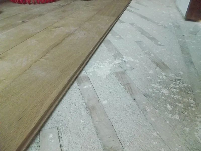 Sistemi di posa pavimenti in legno