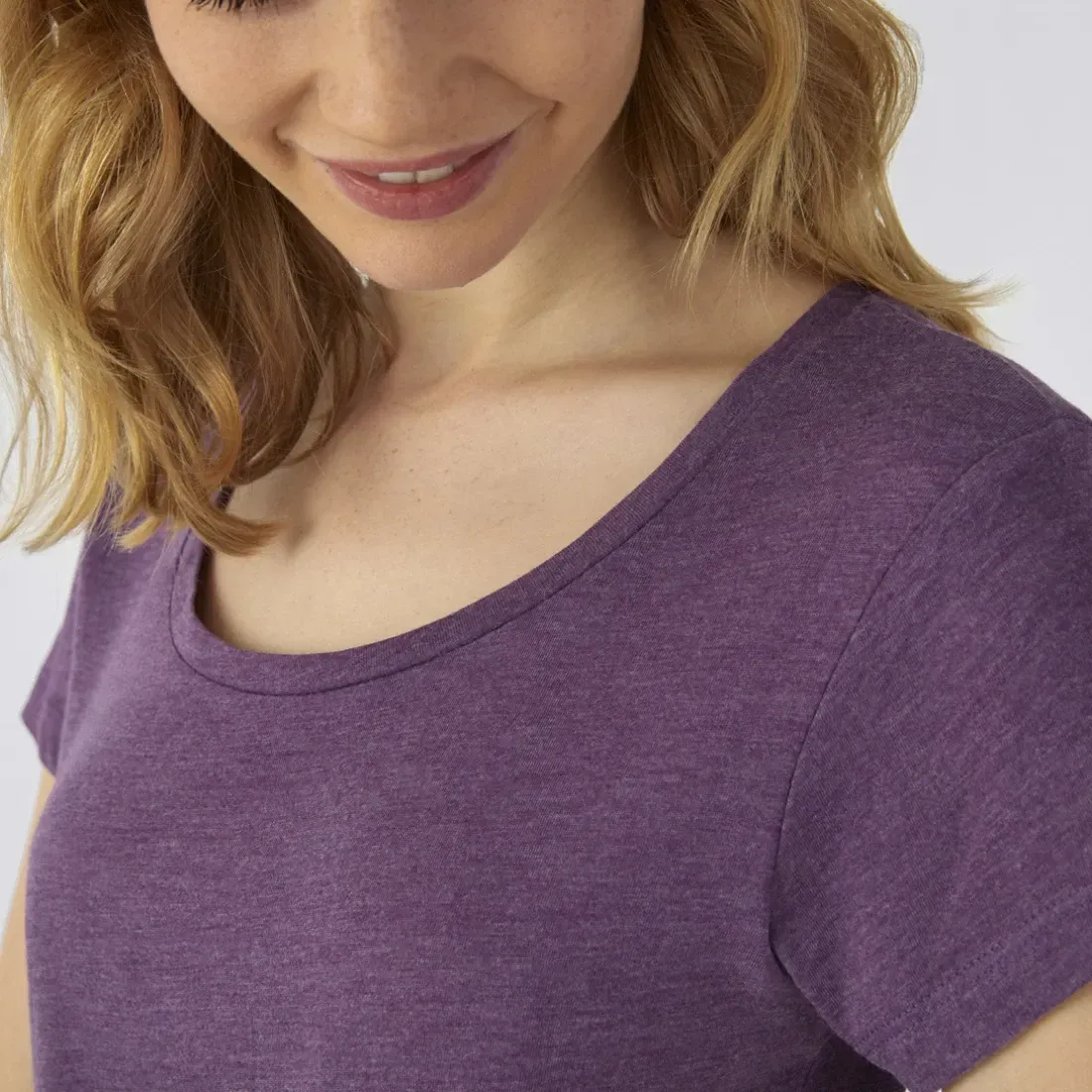 B&C TW056 Triblend Women's γυναικείο t-shirt από καινοτόμο τριπλό ύφασμα με πιστοποιήσεις Fair Wear και OEKO-TEX για εταιρική ένδυση