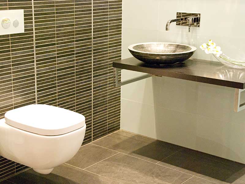 bagno moderno dopo ristrutturazione