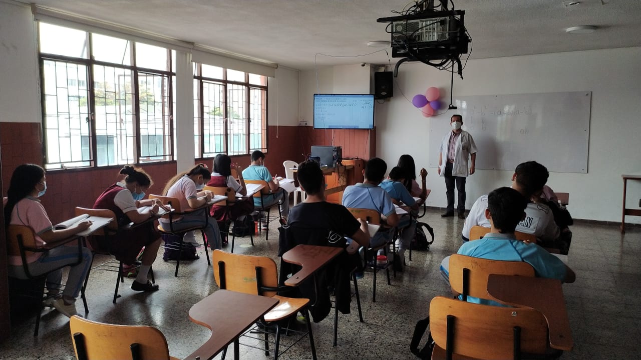 Colegio María Auxiliadora - Bachillerato académico en Bucaramanga
