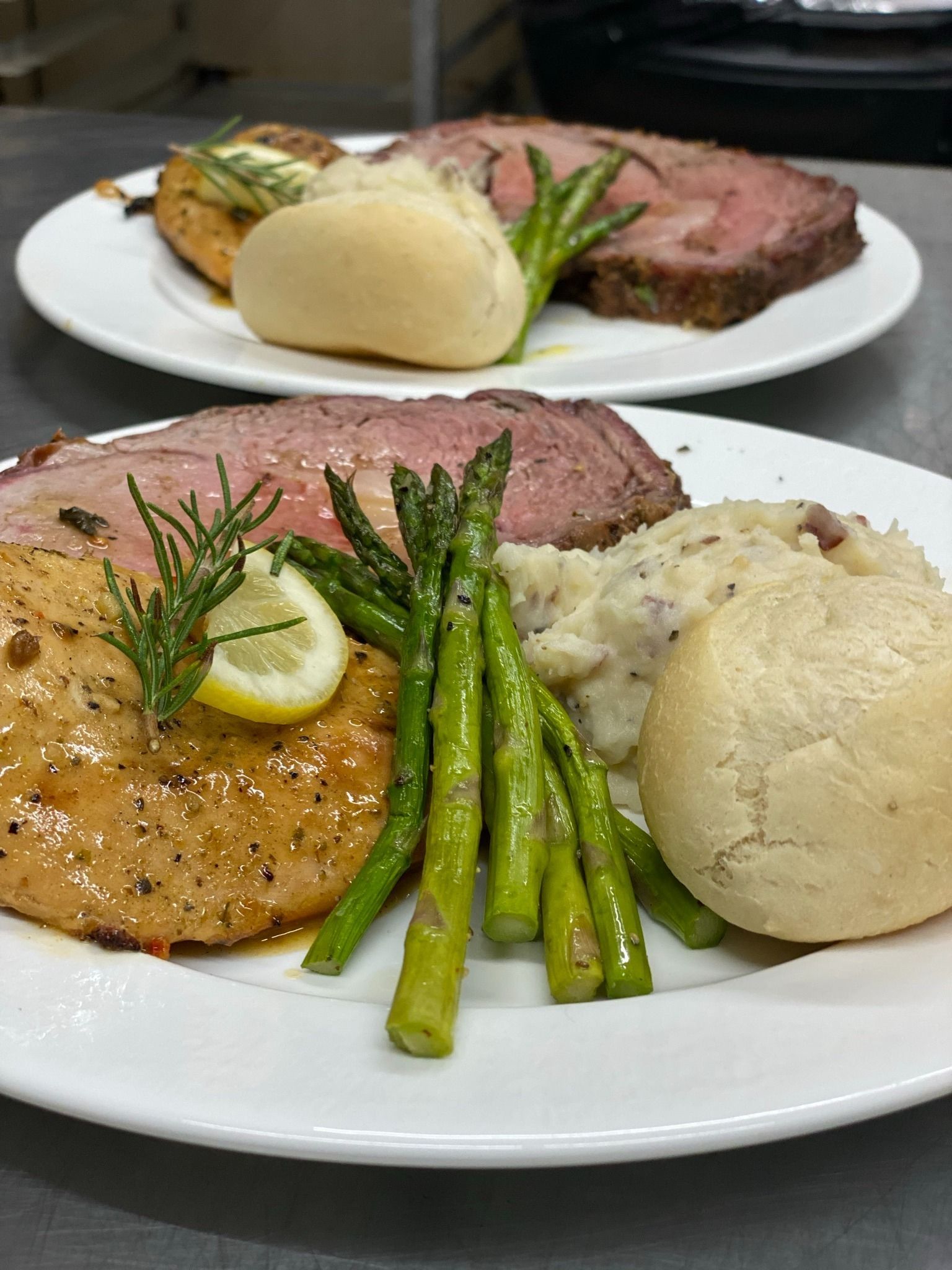 prime rib with mashed potatoes and asparagus