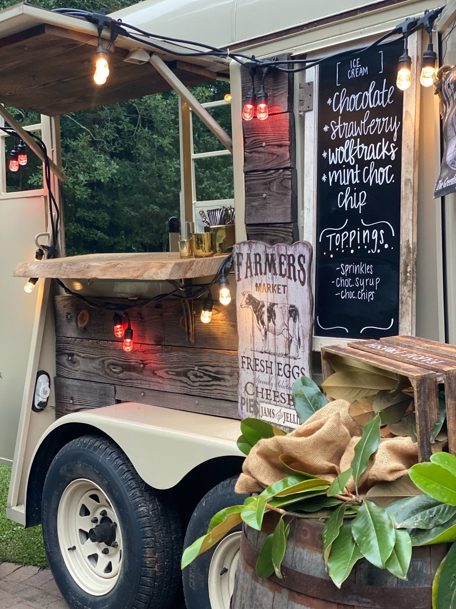 mini horse trailer ice cream bar