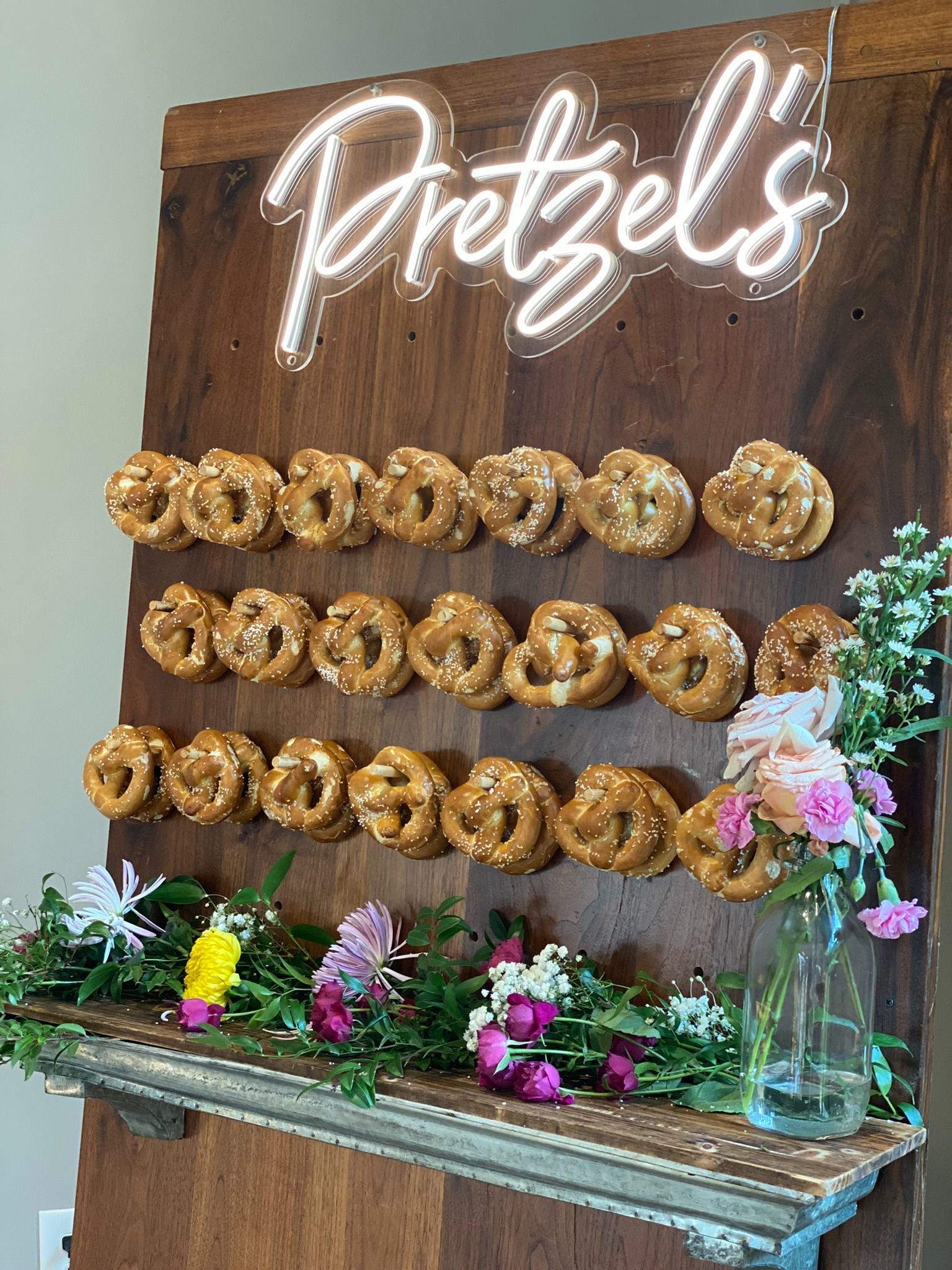 pretzel walls