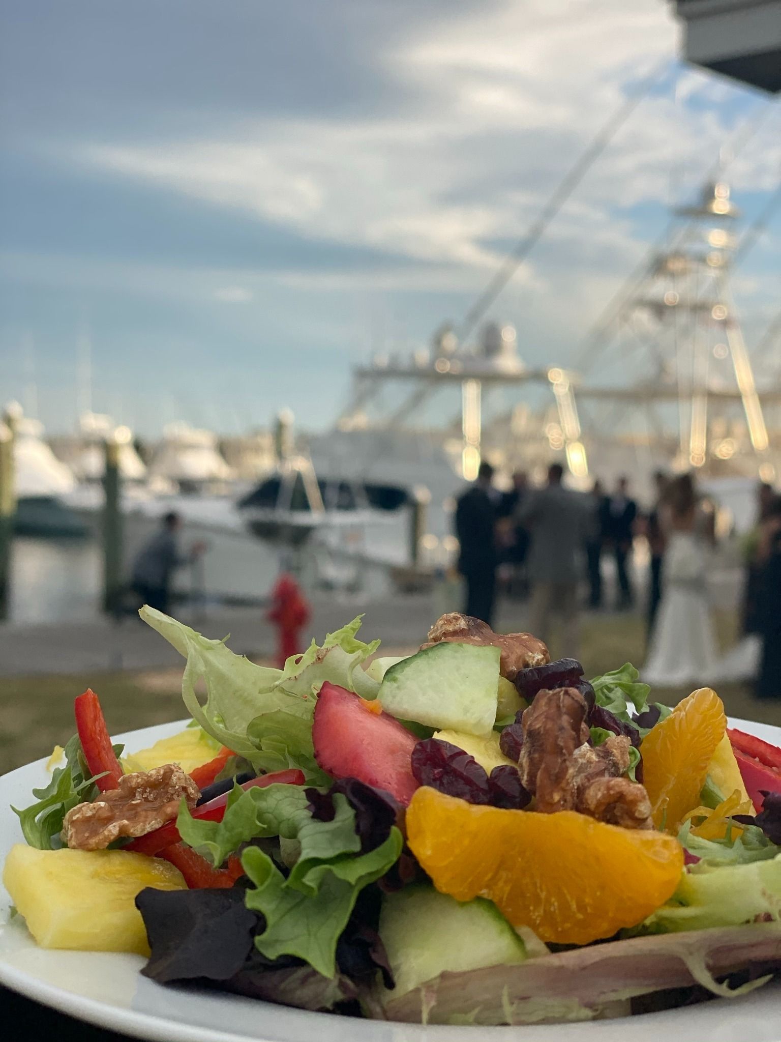 outdoor wedding catering