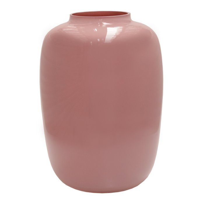 Roze, glanzende keramische vaas met een ronde vorm, die rechtop staat.
