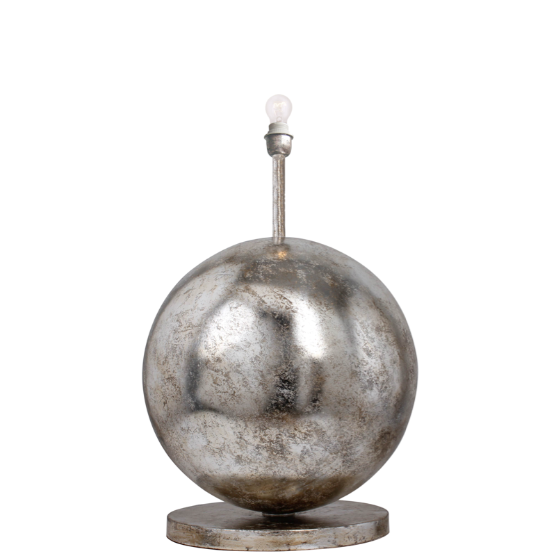 Bolvormige metalen lamp met een zwarte lampenkap.