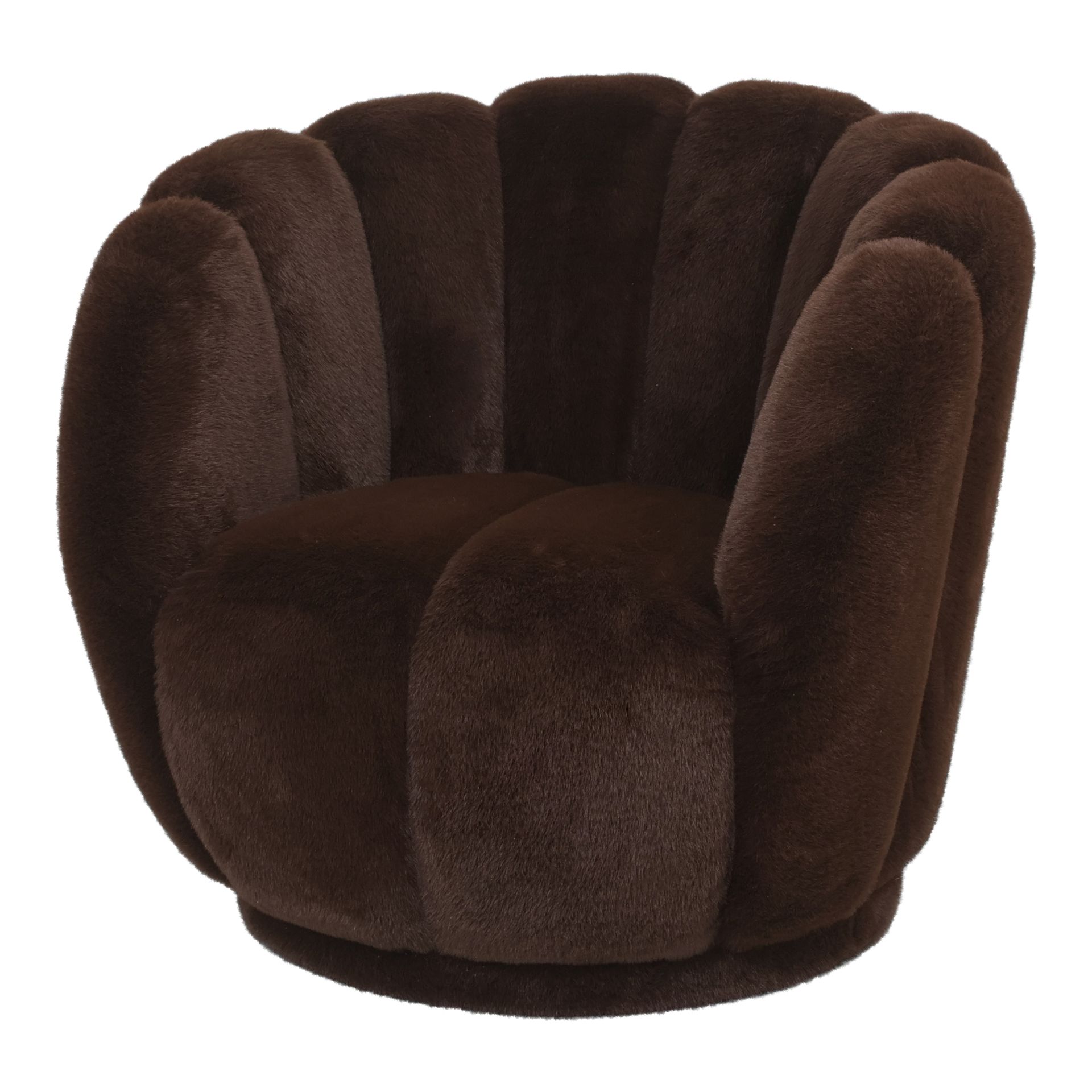 Donkerbruine pluche fauteuil met afgeronde, gecapitonneerde zijkanten, gecentreerd op een witte achtergrond.