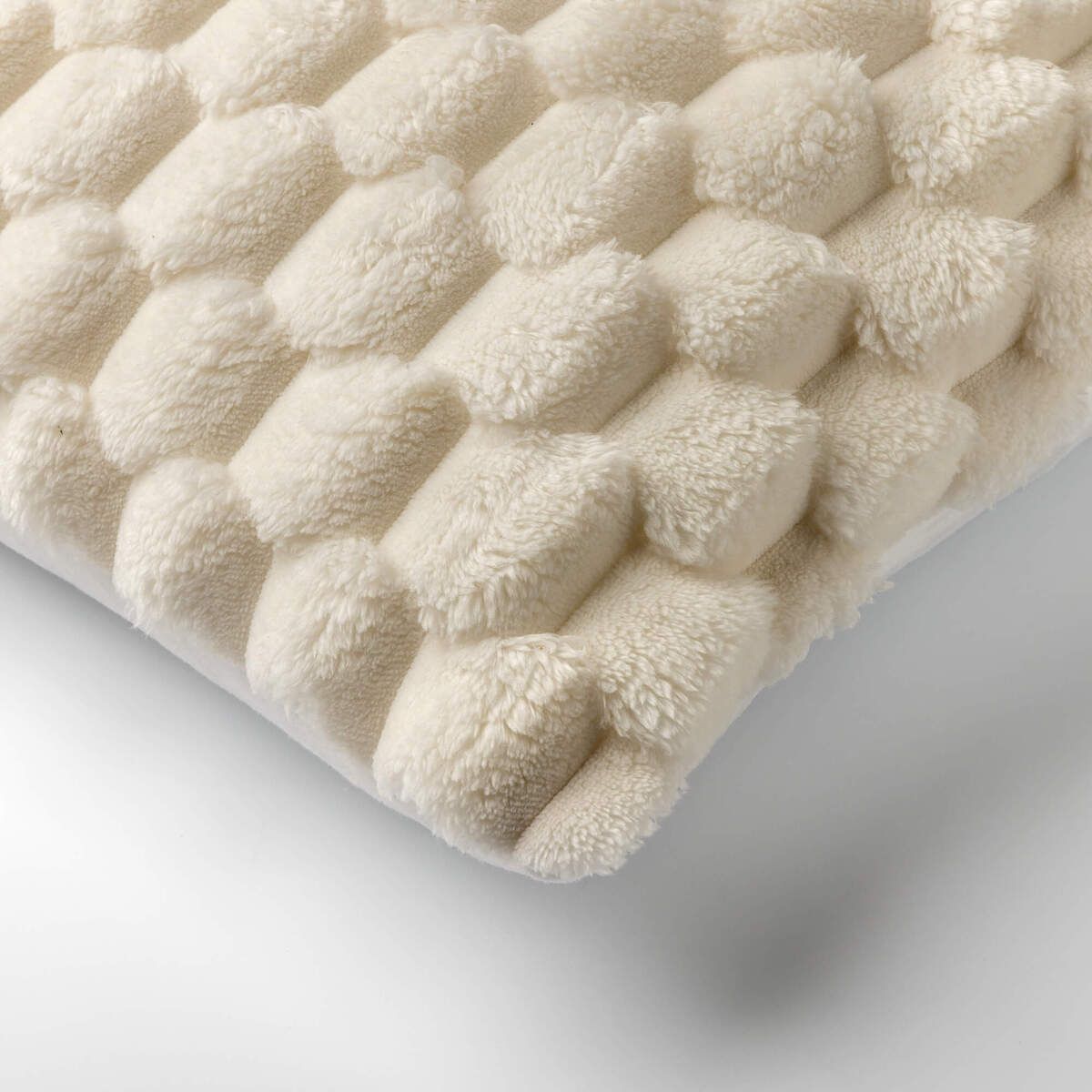 VIVA - sierkussen 45x45 cm - superzacht - 100% gerecycled - Pumice Stone - beige