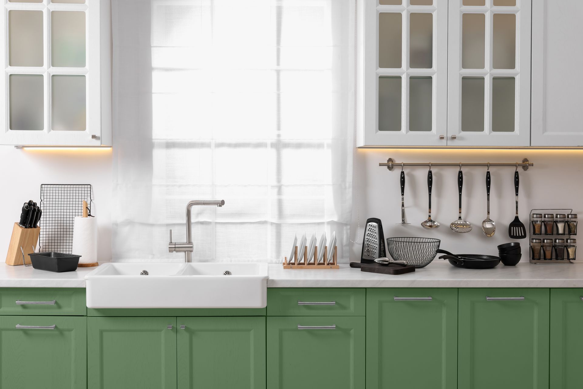 Get kitchen cabinet refinishing in Lancaster, PA with VZ Painting