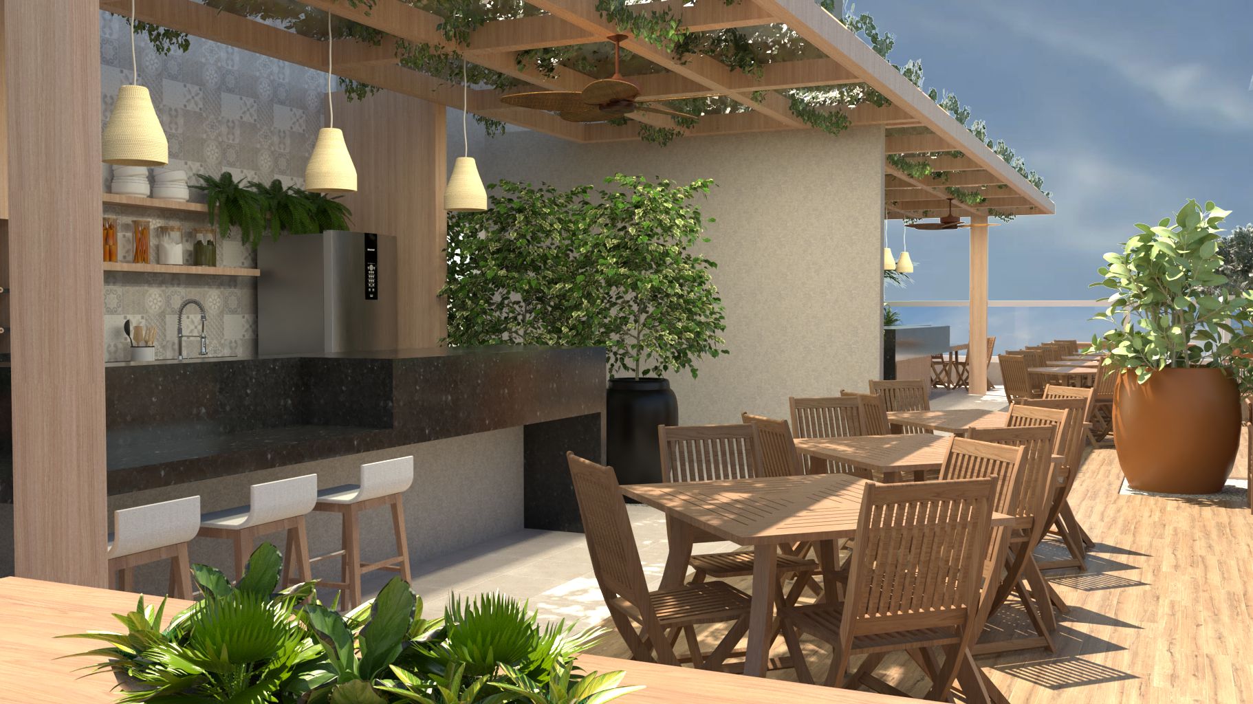 Área de refeições ao ar livre com bar, mesas, cadeiras e pérgola de madeira suspensa com plantas.