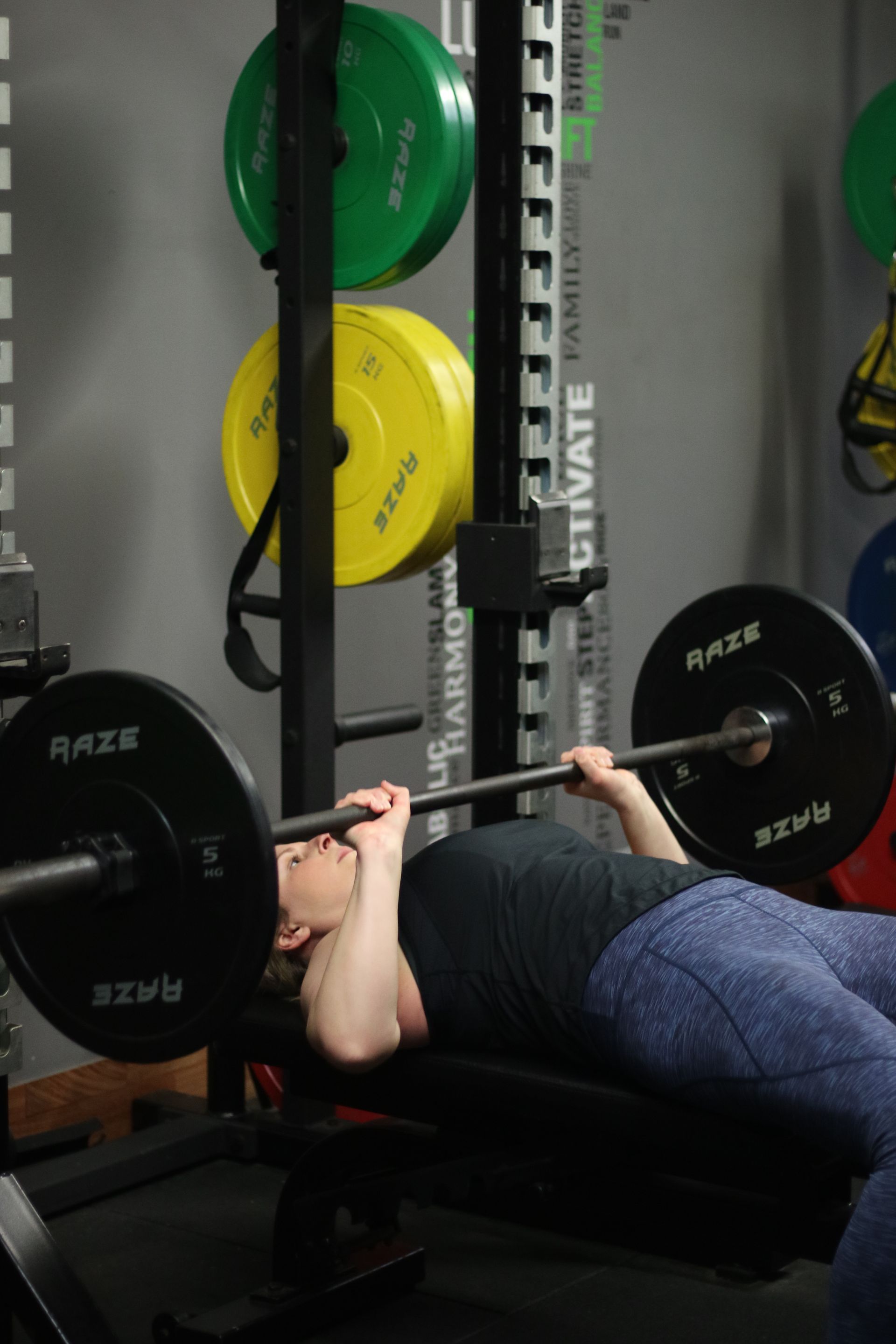 female bench press 2