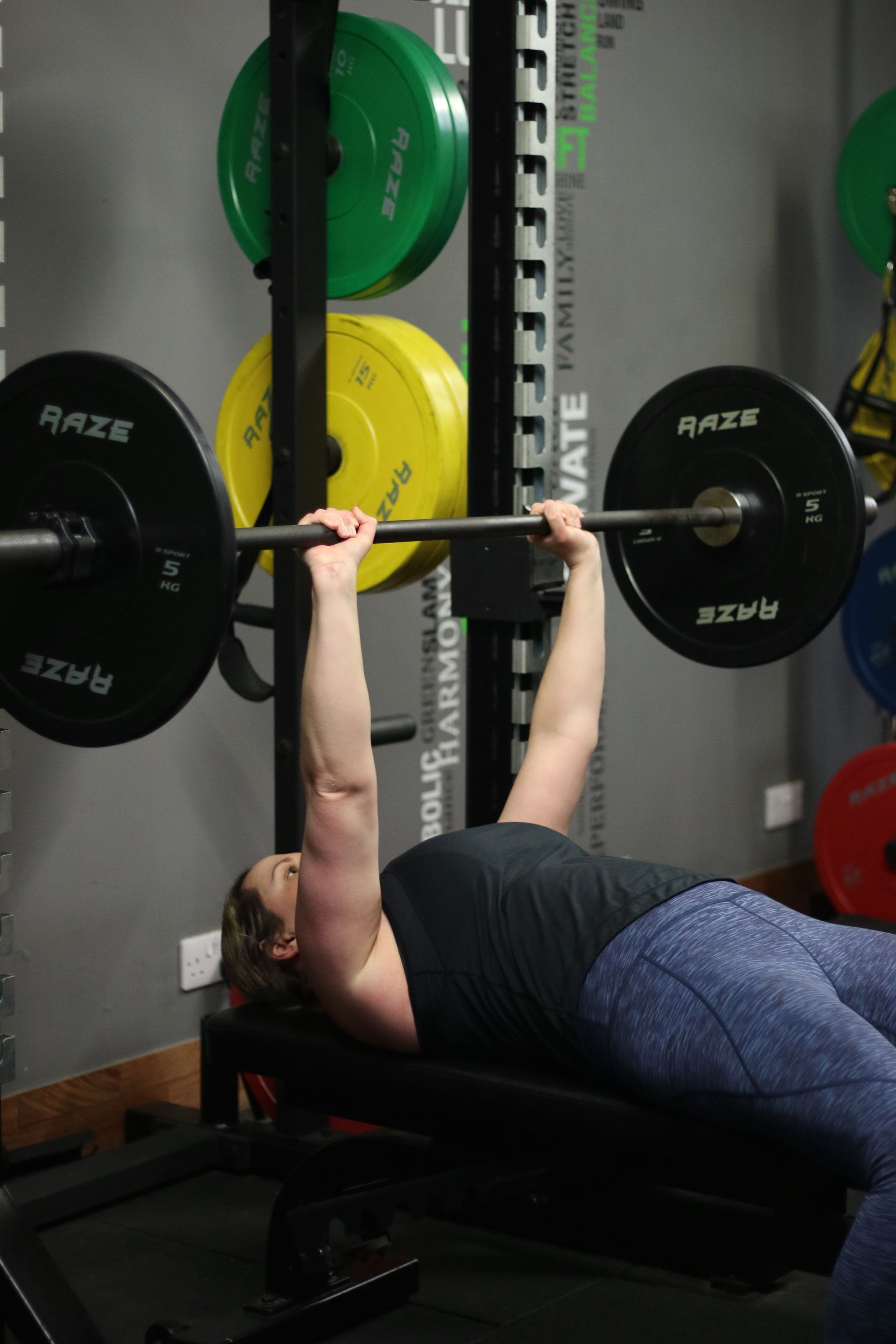 female bench press 1