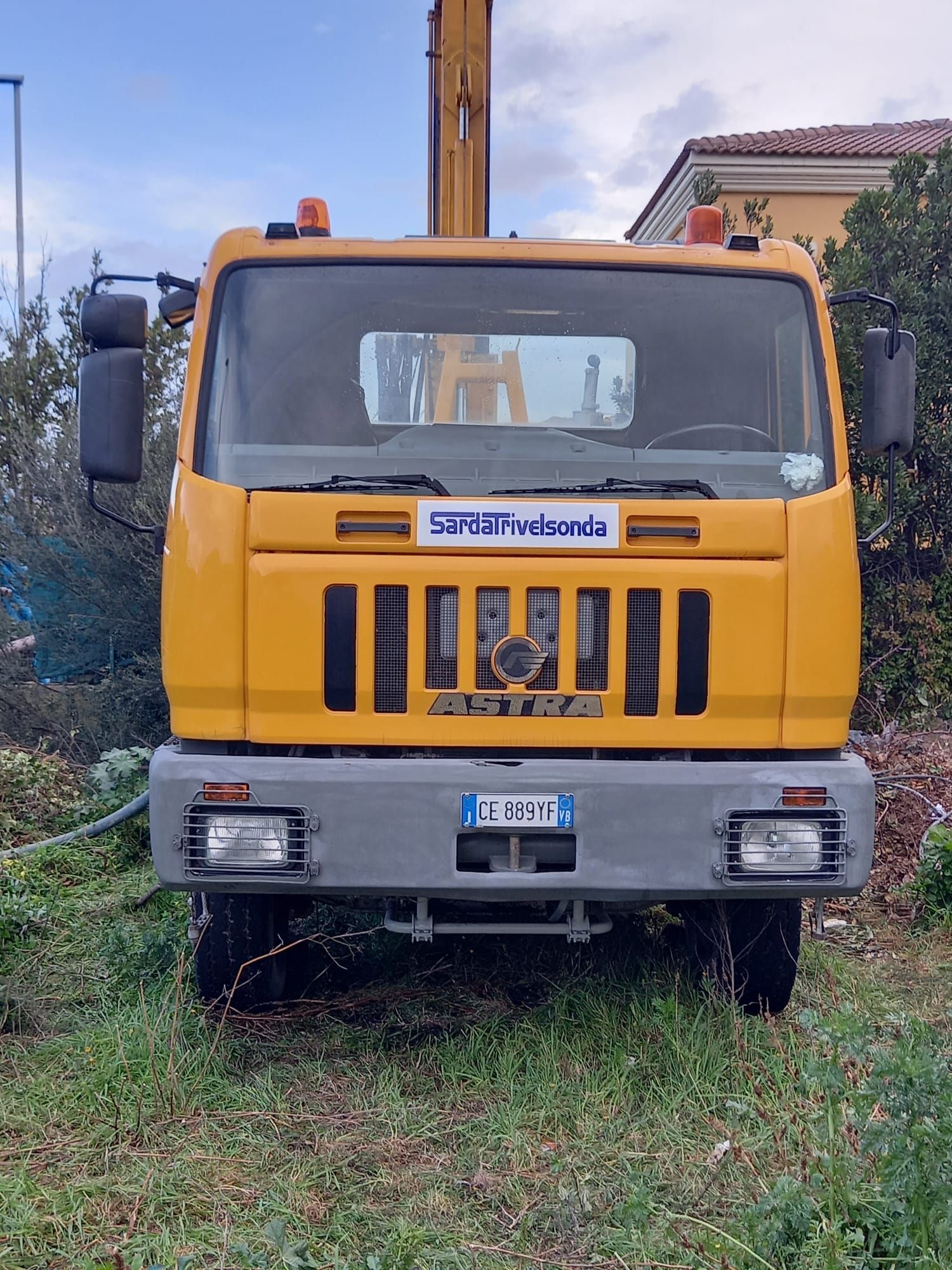 Mezzo Sarda Trivelsonda Group Olbia  Loiri Porto San Paolo - Loiri (SS)