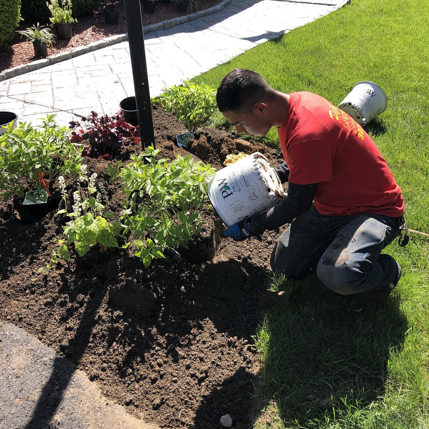 Mulching — Trumbull, CT — Pepper's Landscaping & Lawn Service, Inc.