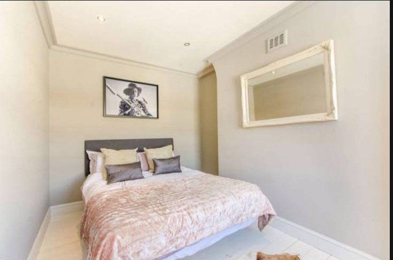 light coloured bedroom