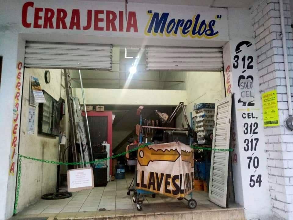 Exterior de una cerrajería, 