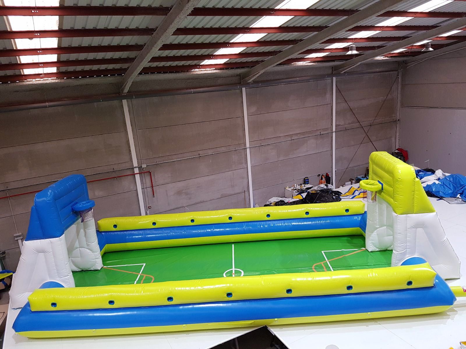 campo baloncesto hinchable