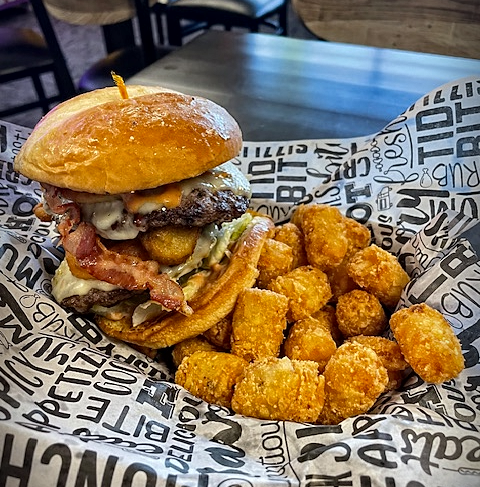 food at Fairway Lanes