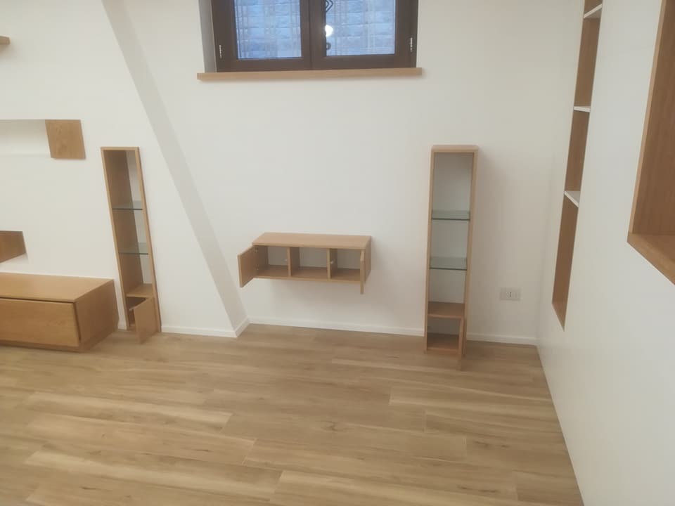 parete attrezzata legno