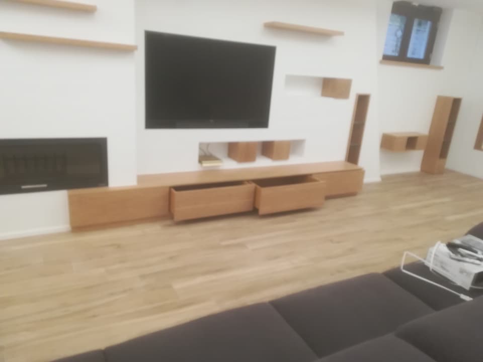 parete attrezzata legno