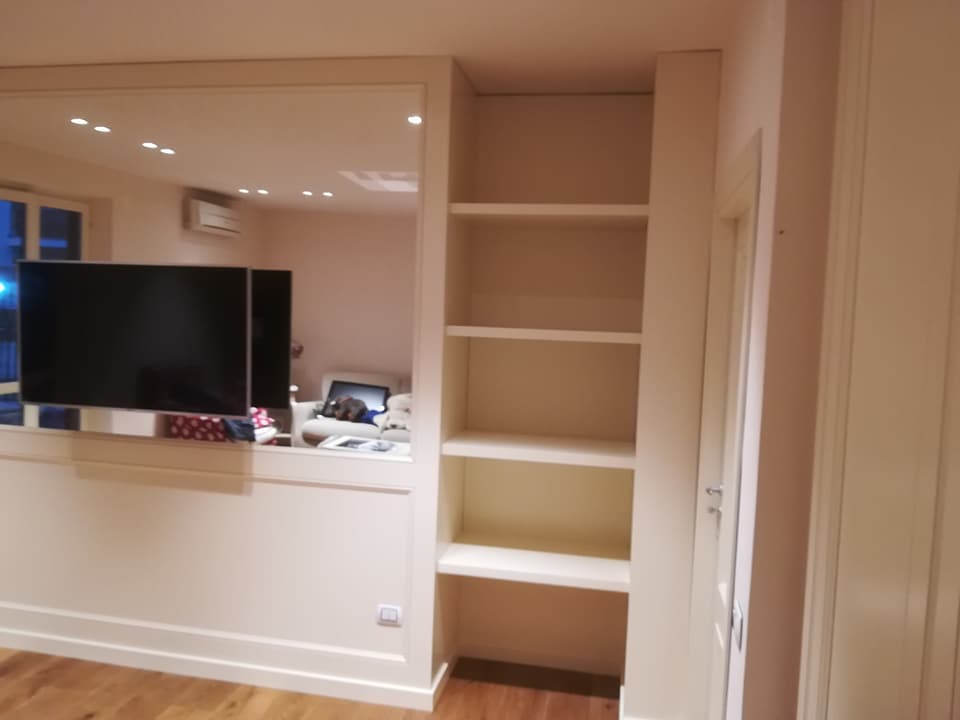 realizzazione boiserie in legno su misura