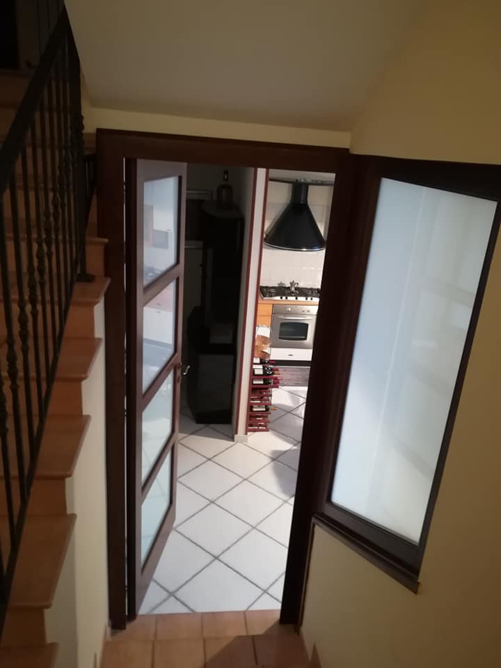 produzione porte e serramenti in legno su misura